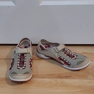 Timberland women's size 6.5 shoes